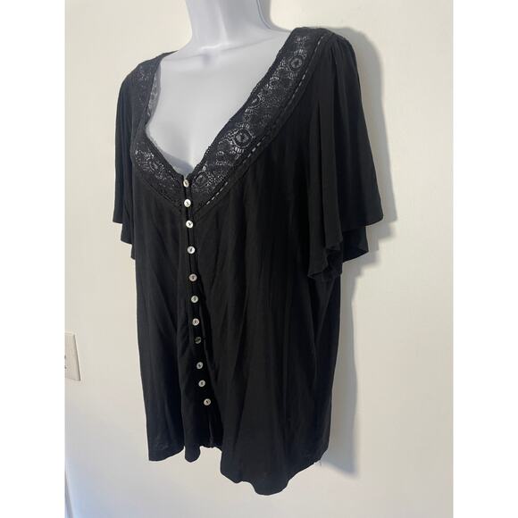 Torrid minimalist basic Black Lace Top 2X - Picture 4 of 7
